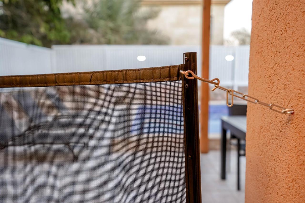 וילה רוני בריכה מחוממת Villa Roni Heated Pool Eilat Exterior foto