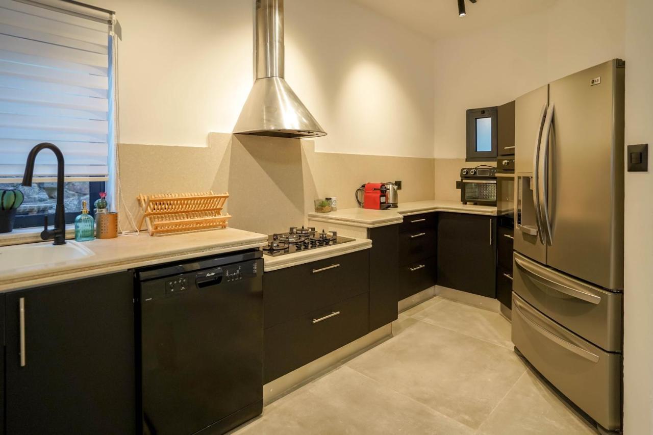 וילה רוני בריכה מחוממת Villa Roni Heated Pool Eilat Exterior foto